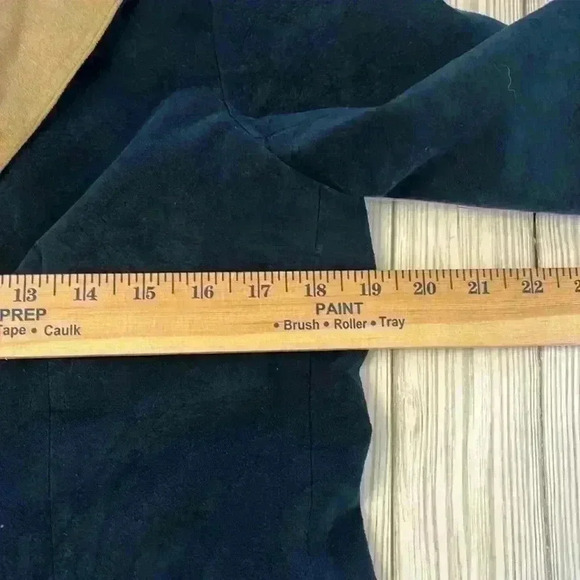 Vintage Suede Blazer - Picture 6 of 7